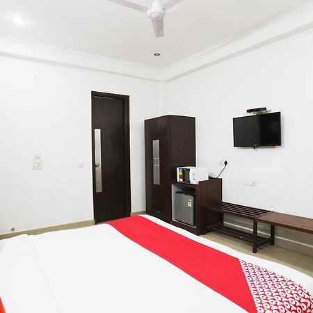 Super Collection O Tipsyy Inn 014 Gurgaon Dış mekan fotoğraf