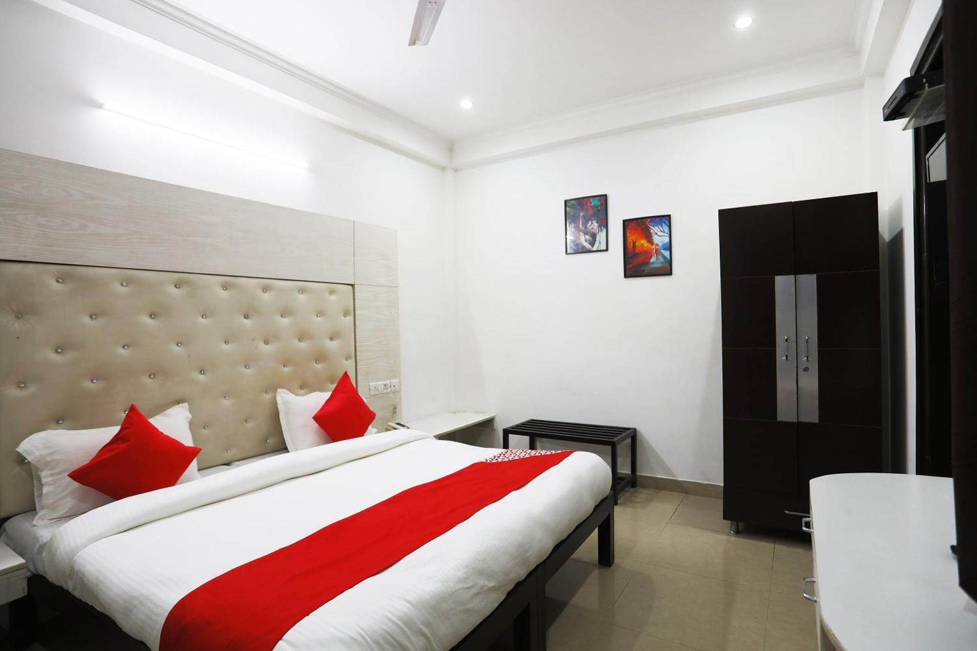 Super Collection O Tipsyy Inn 014 Gurgaon Dış mekan fotoğraf